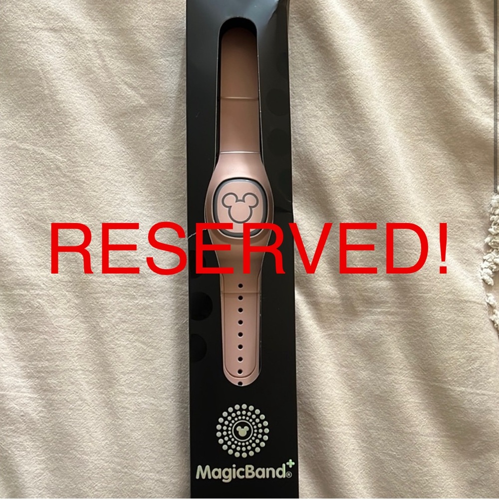 RESERVED FOR @disneyfan98 - MagicBand+ Wristband